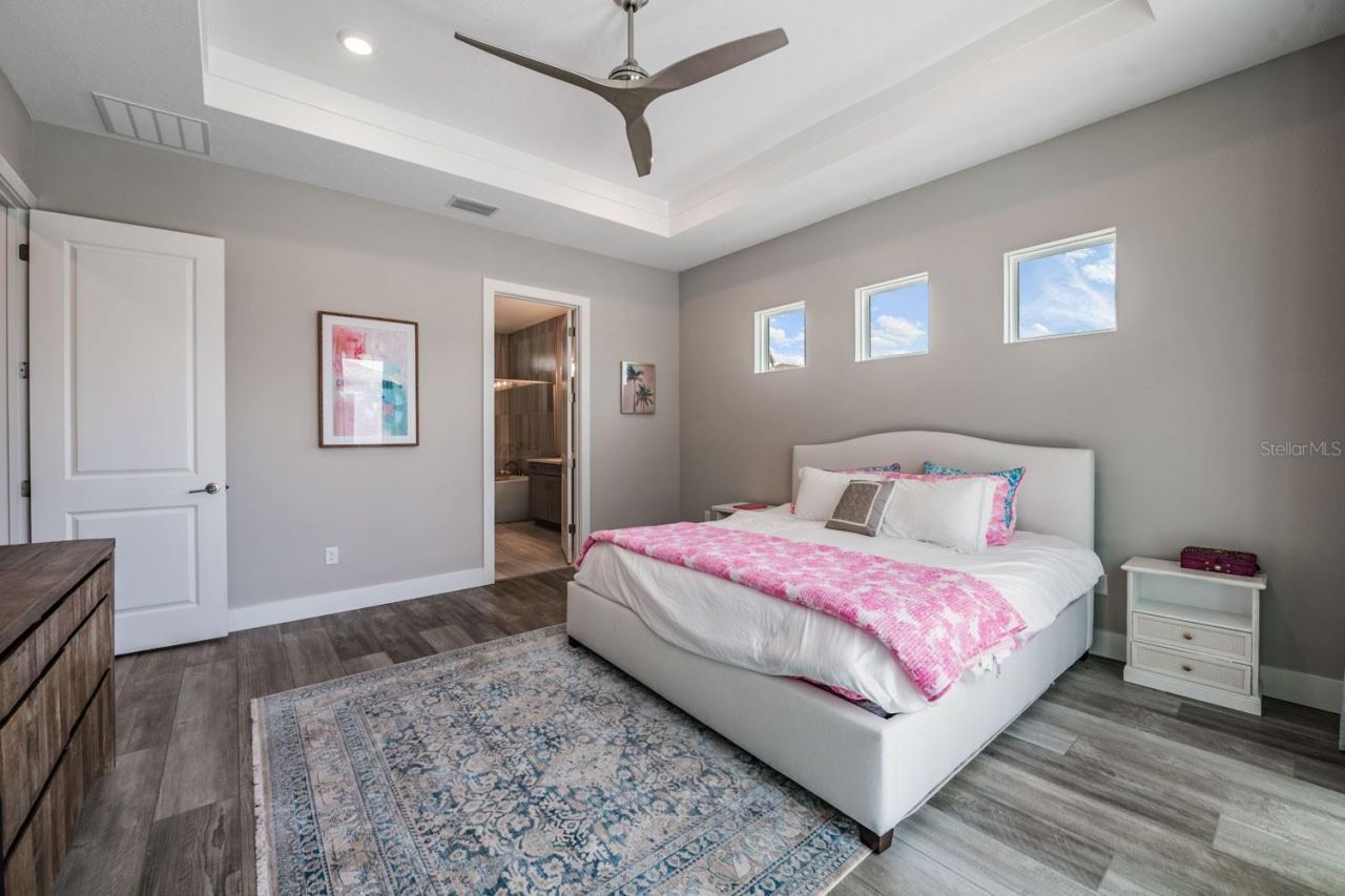 10470 Purple Thistle Way, San Antonio, FL 33576 Photo
