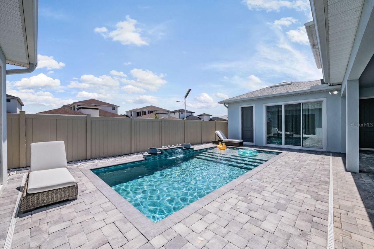 10470 Purple Thistle Way, San Antonio, FL 33576 Photo