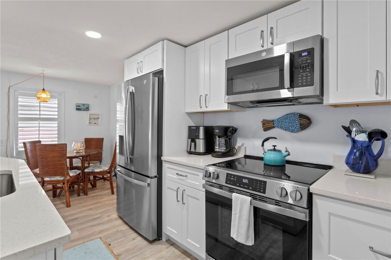 13095 Gulf Lane , Madeira Beach, FL 33708 Photo