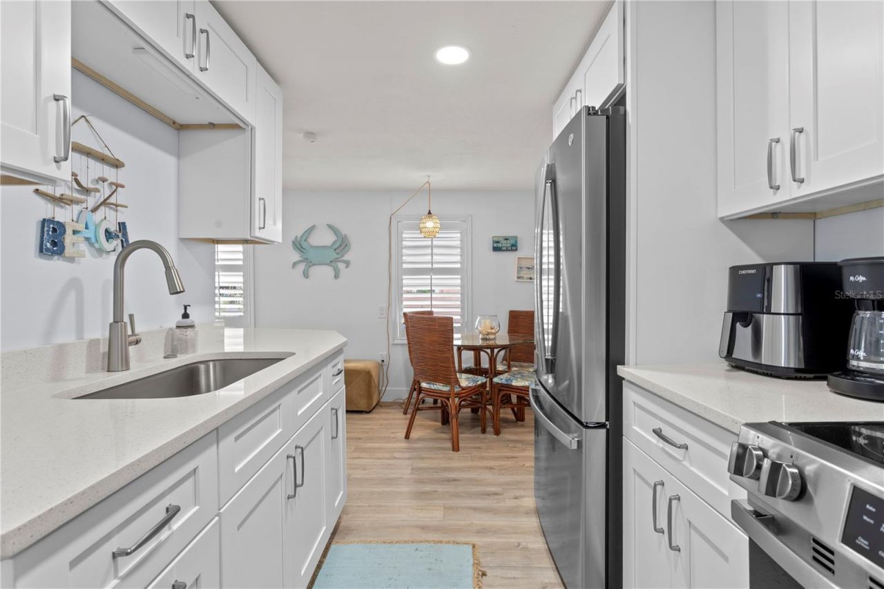 13095 Gulf Lane , Madeira Beach, FL 33708 Photo