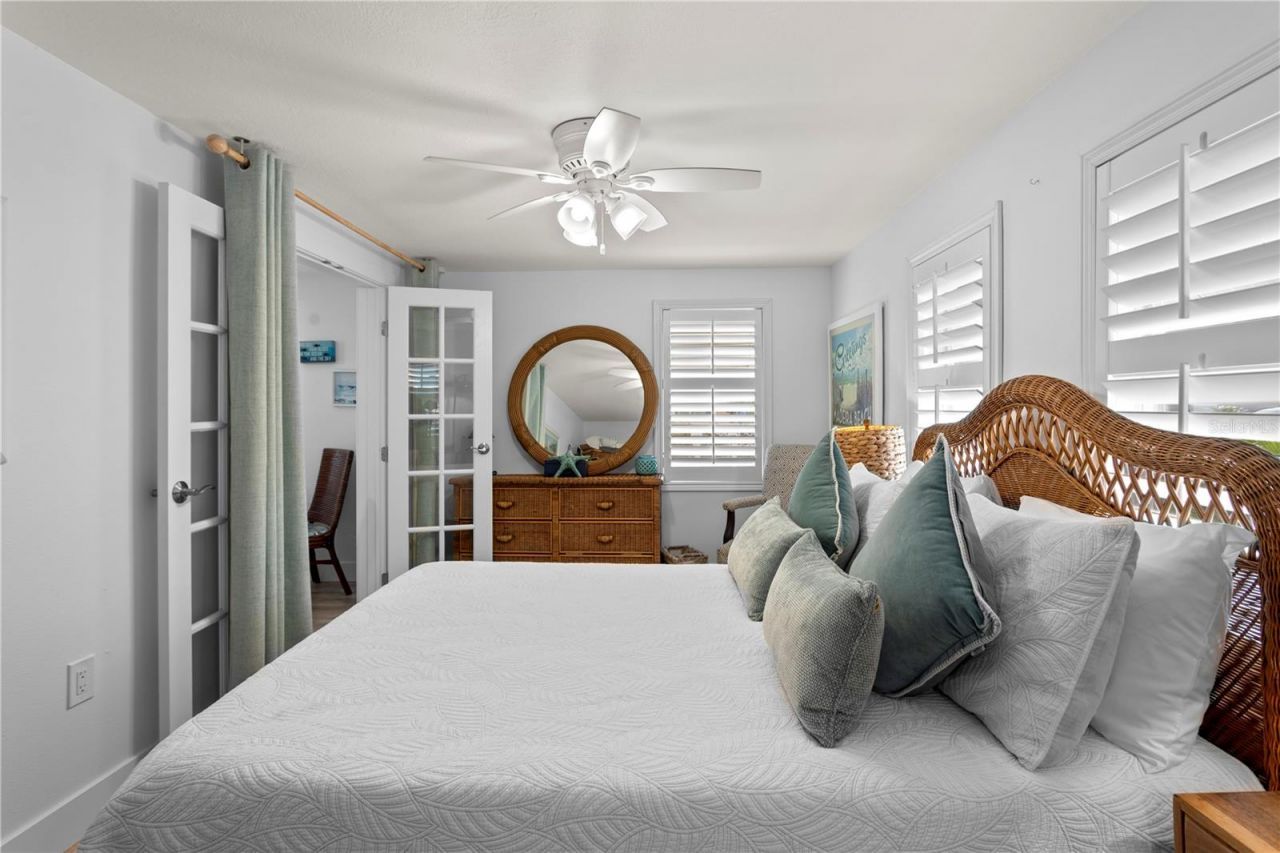 13095 Gulf Lane , Madeira Beach, FL 33708 Photo