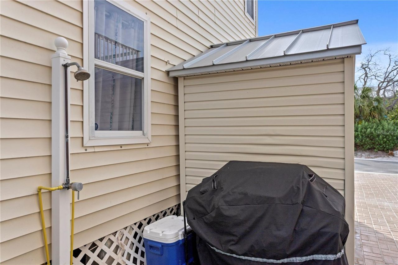 13095 Gulf Lane , Madeira Beach, FL 33708 Photo