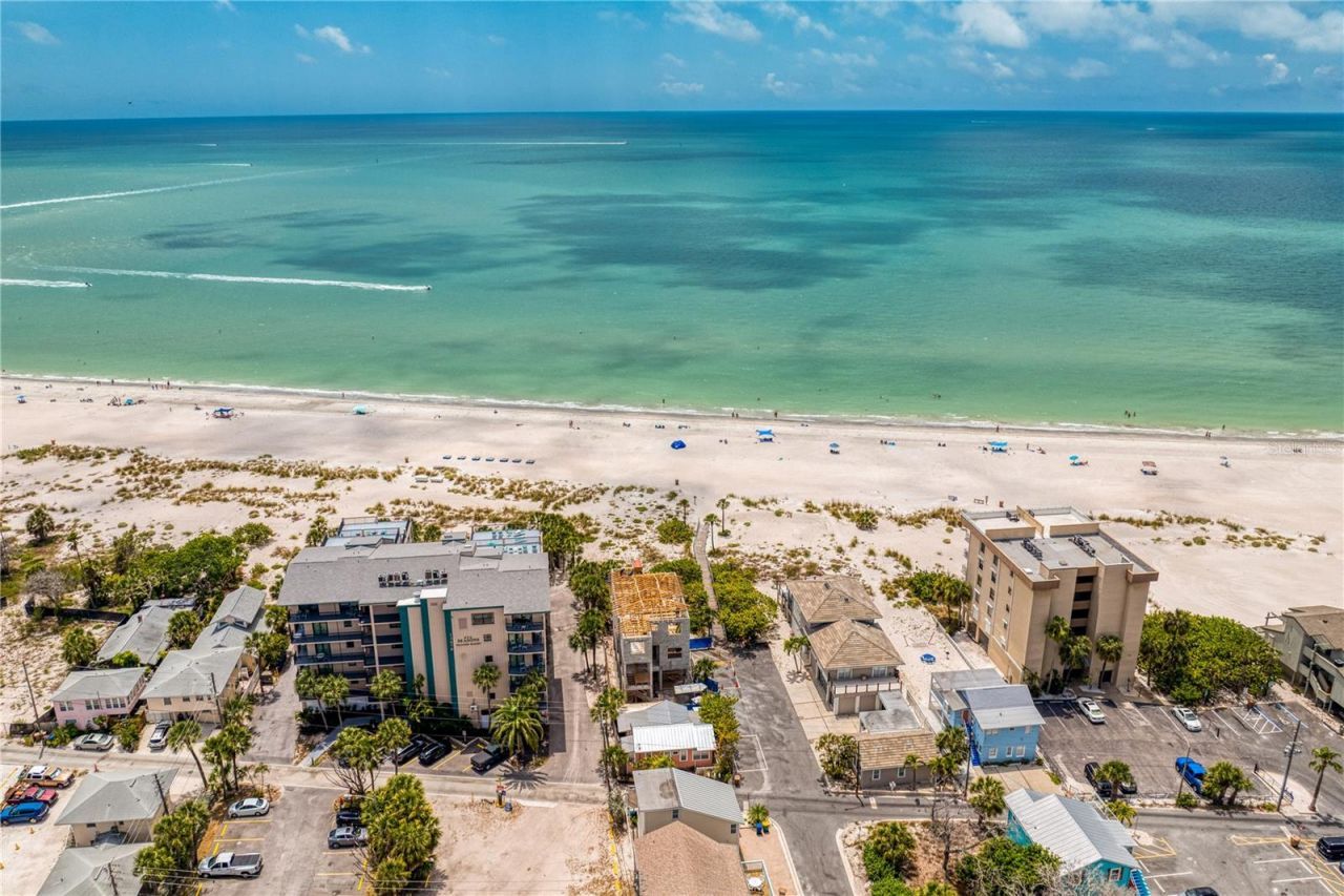 13095 Gulf Lane , Madeira Beach, FL 33708 Photo