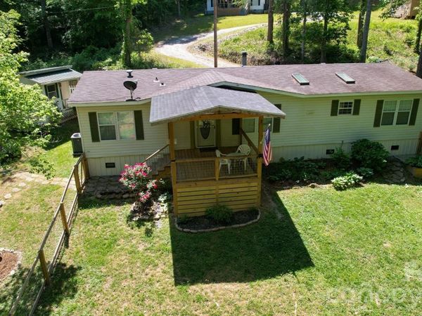 123 Little Rock Way, Mill Spring, NC 28756