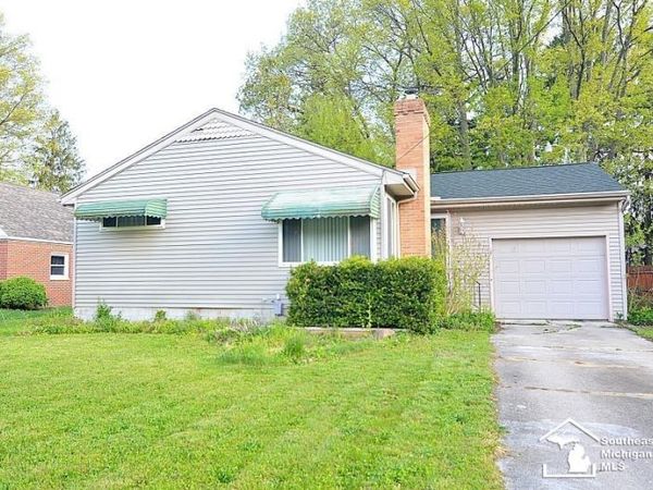 1112 S Park Drive, Temperance, MI 48182
