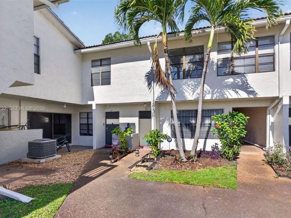 2526 Coral Springs Dr , Unit 2526, Coral Springs, FL 33065