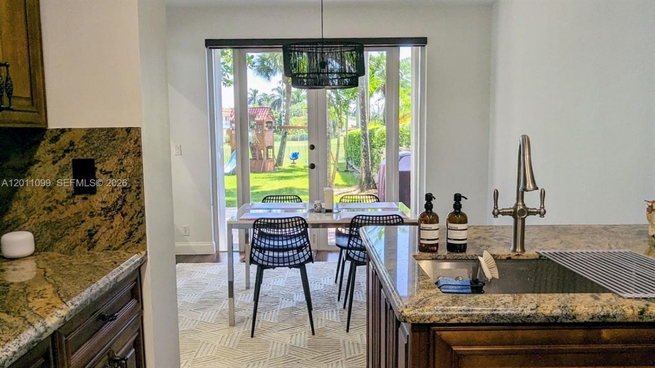 1181 SW 158th Ave, Unit 1181, Pembroke Pines, FL 33027 Photo