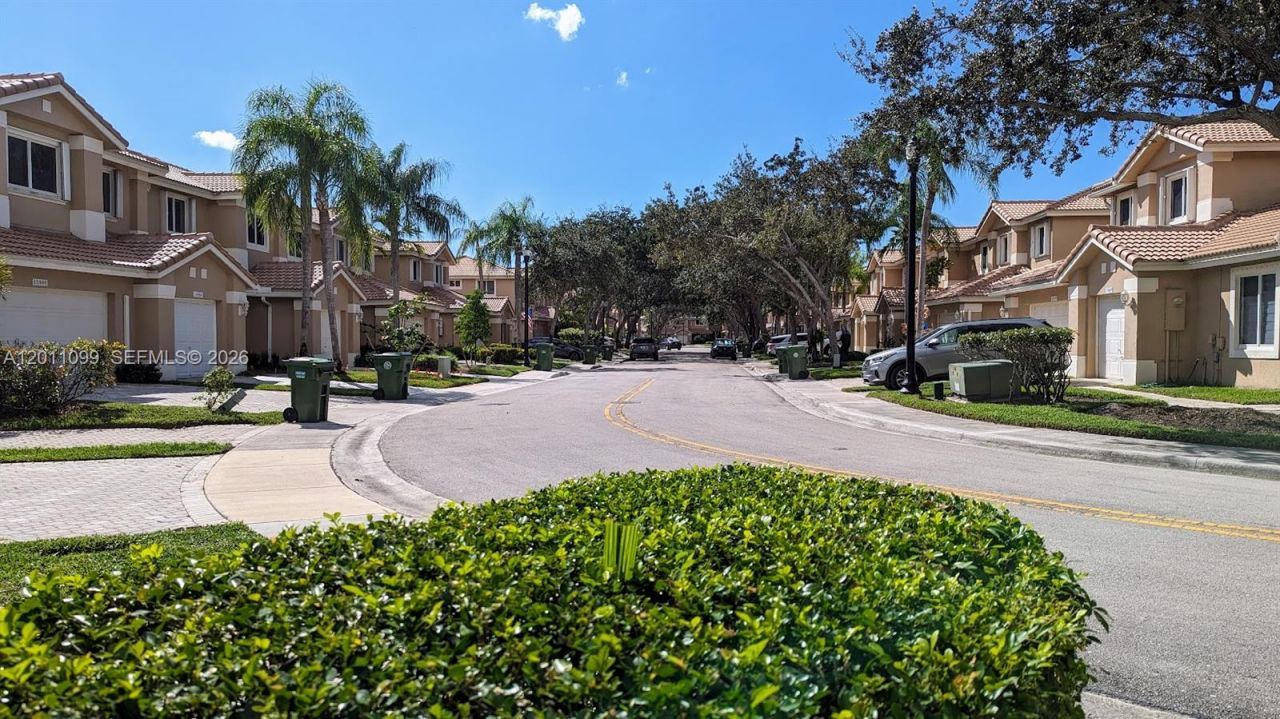 1181 SW 158th Ave, Unit 1181, Pembroke Pines, FL 33027 Photo