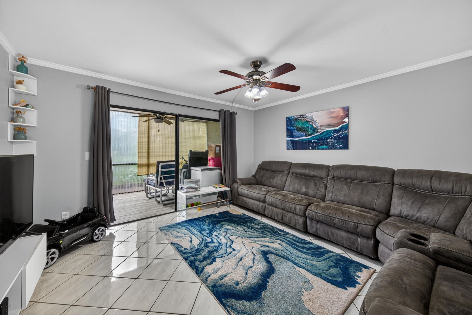 2200 S Cypress Bend Drive, Unit 101, Pompano Beach, FL 33069 Photo