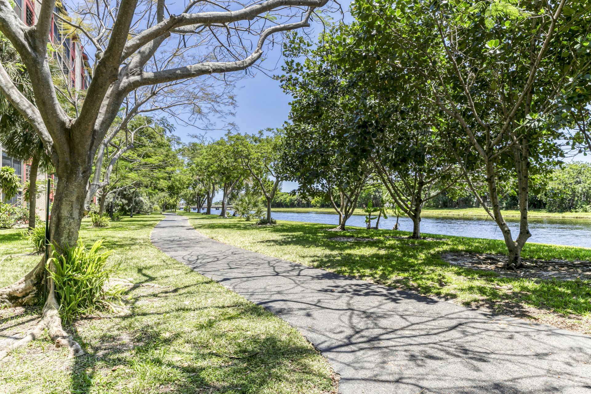 2200 S Cypress Bend Drive, Unit 101, Pompano Beach, FL 33069 Photo