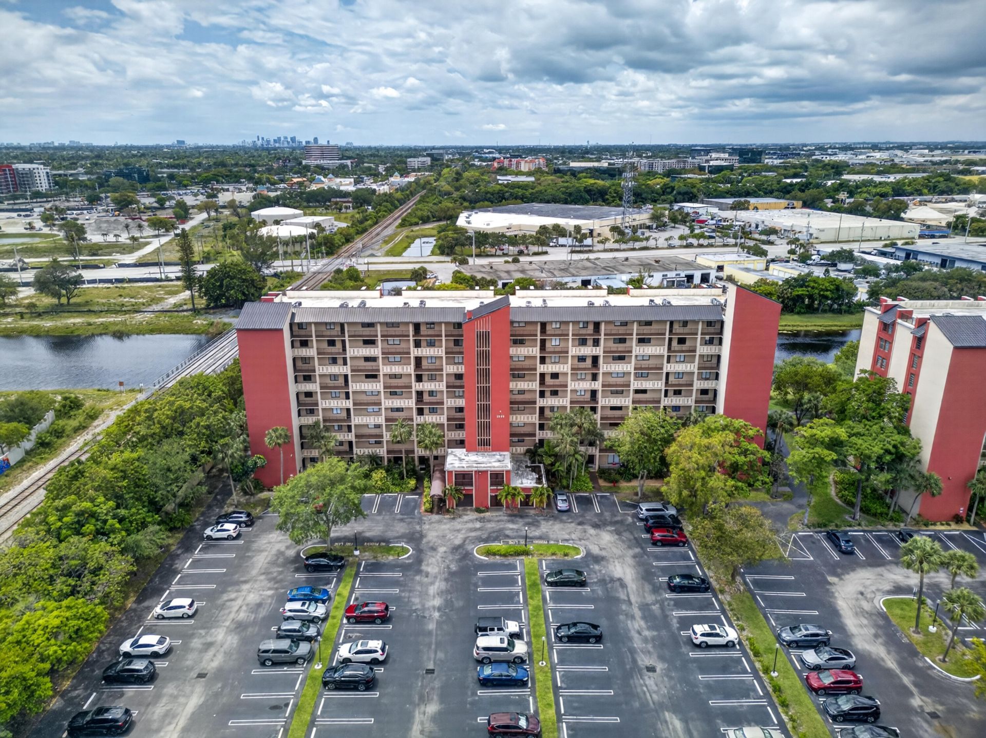 2200 S Cypress Bend Drive, Unit 101, Pompano Beach, FL 33069 Photo