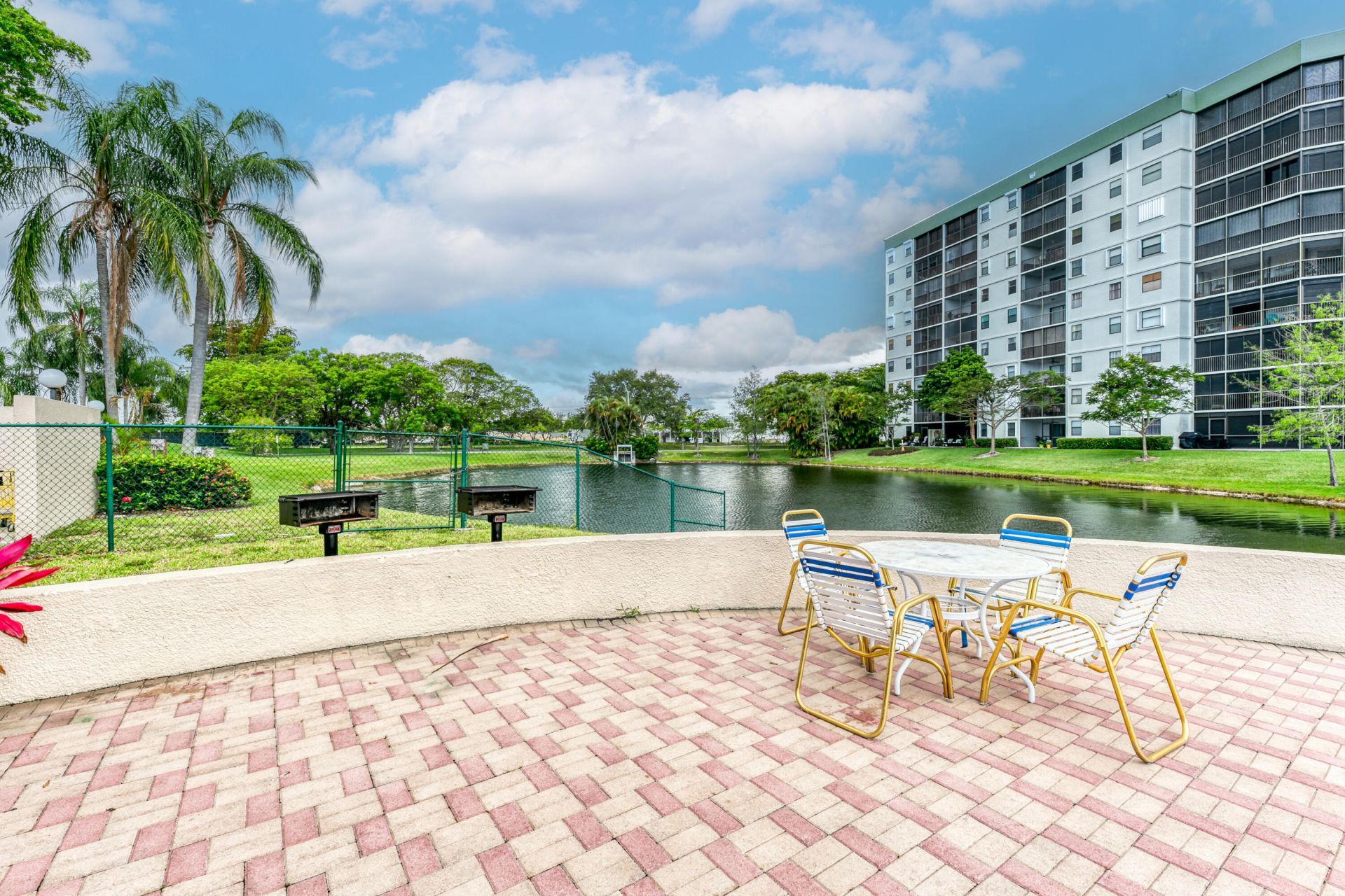 2200 S Cypress Bend Drive, Unit 101, Pompano Beach, FL 33069 Photo