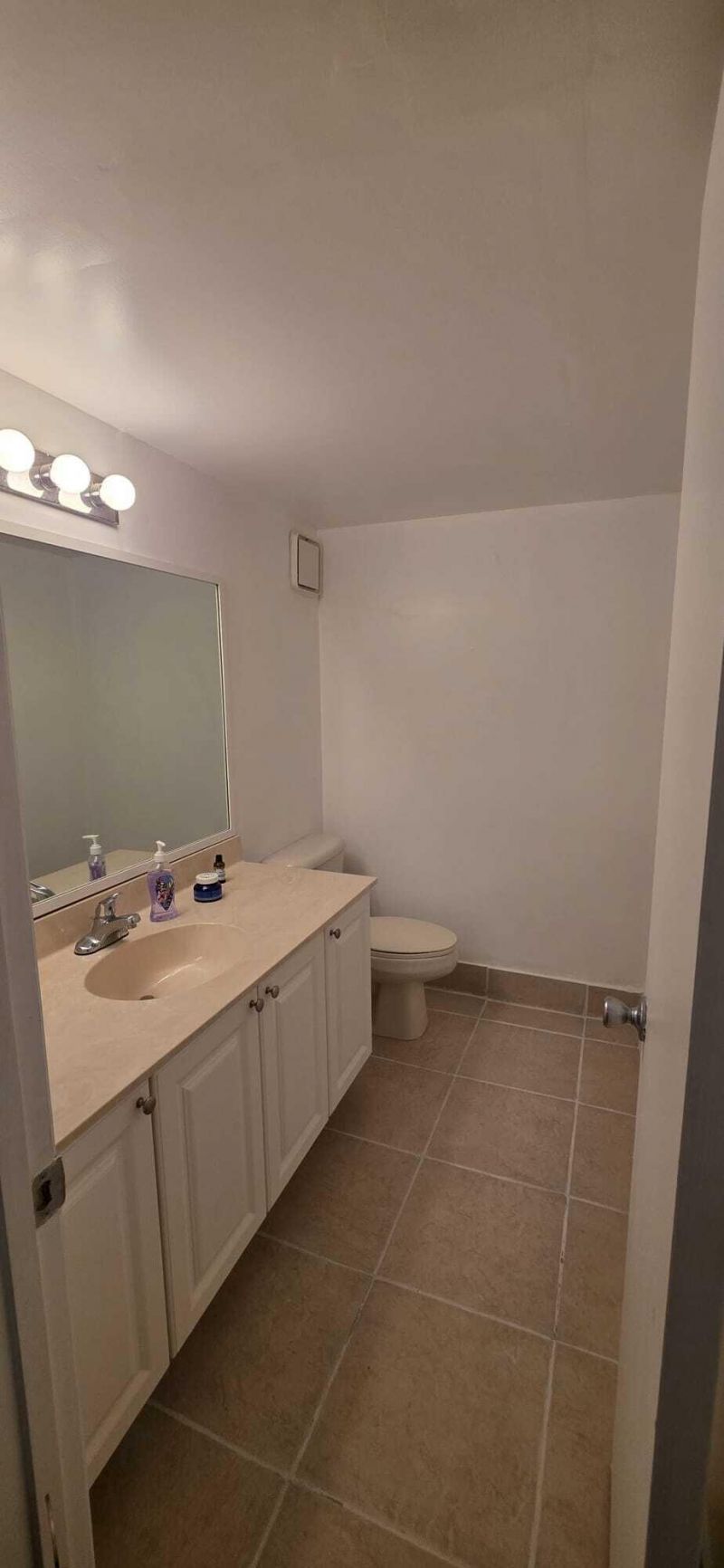 711 N Pine Island Road, Unit 210, Plantation, FL 33324 Photo