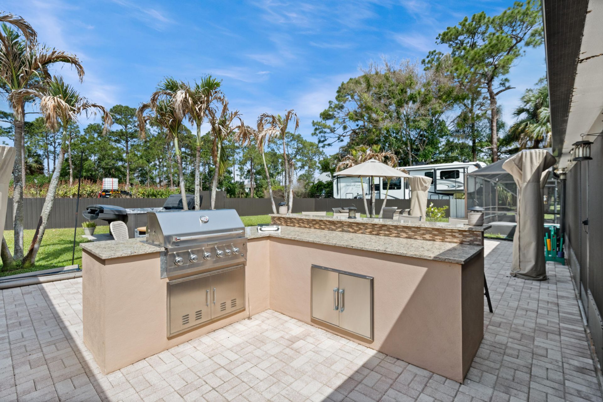 5588 SE Lamay Drive, Stuart, FL 34997 Photo