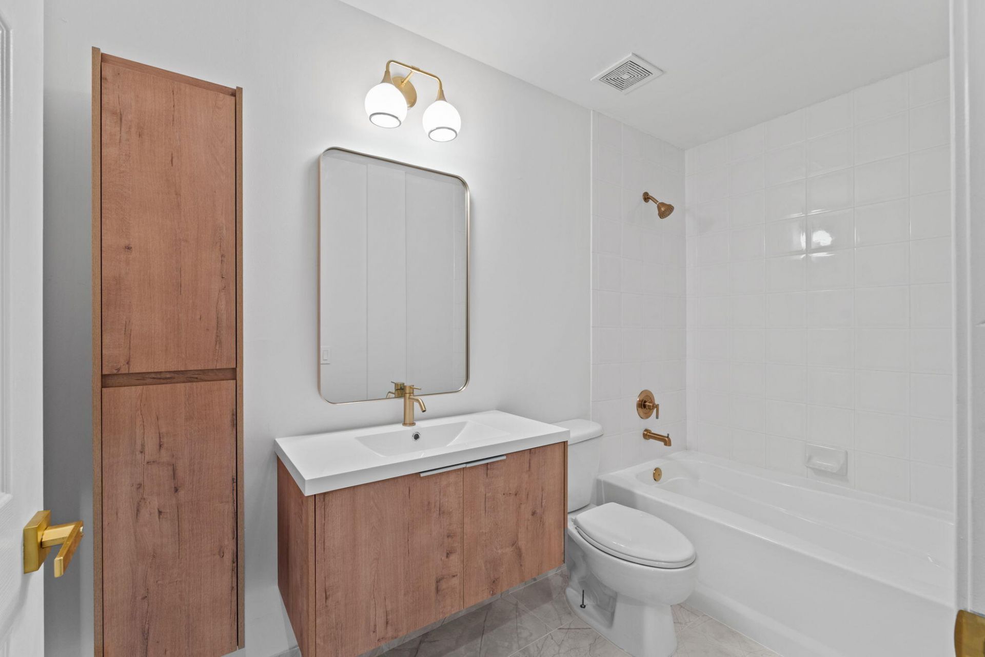 720 S Sapodilla Avenue, Unit 106, West Palm Beach, FL 33401 Photo