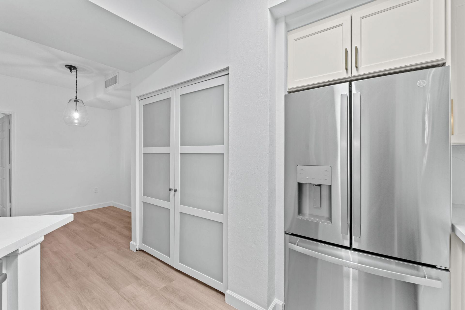 720 S Sapodilla Avenue, Unit 106, West Palm Beach, FL 33401 Photo
