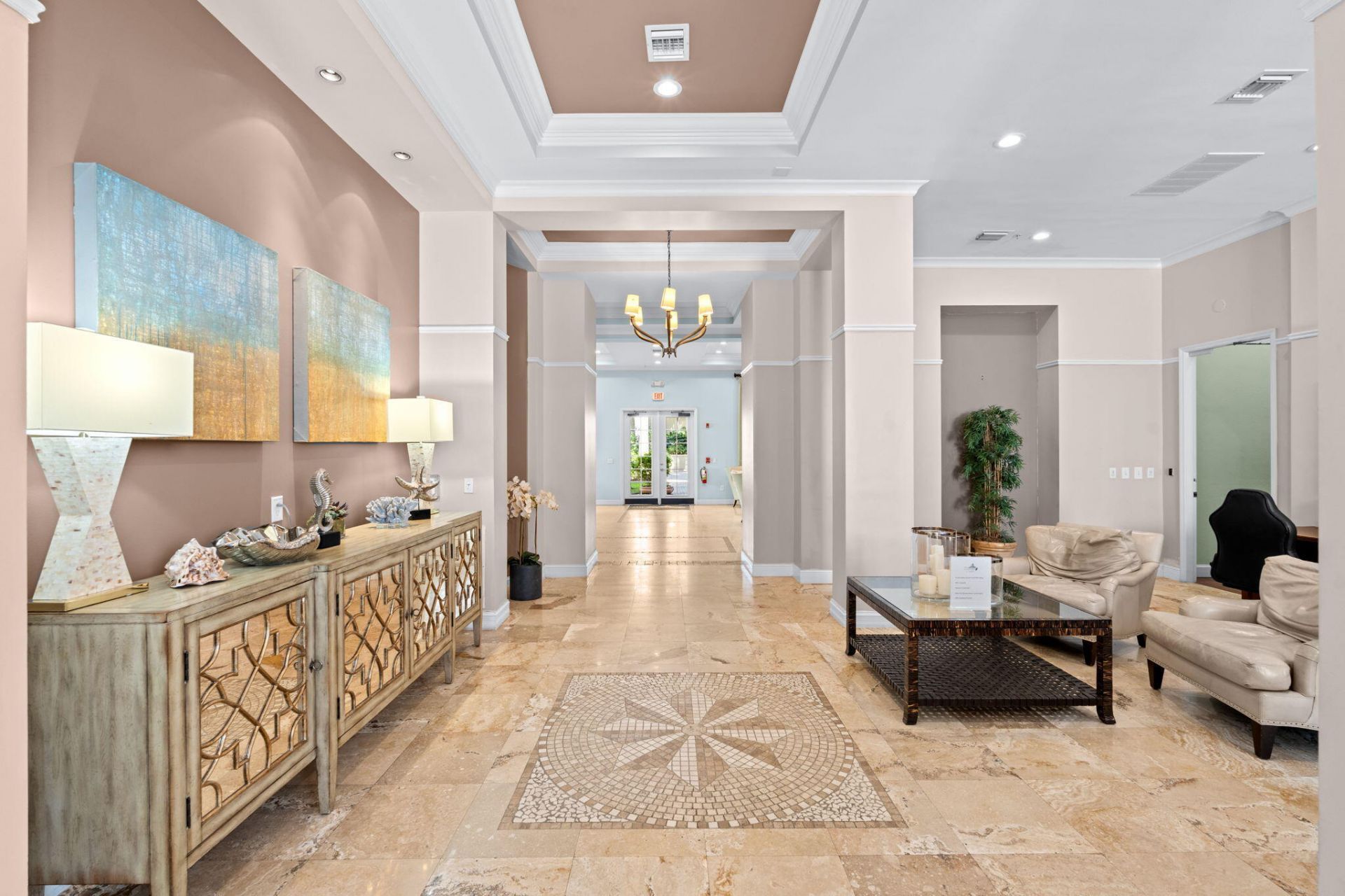 720 S Sapodilla Avenue, Unit 106, West Palm Beach, FL 33401 Photo