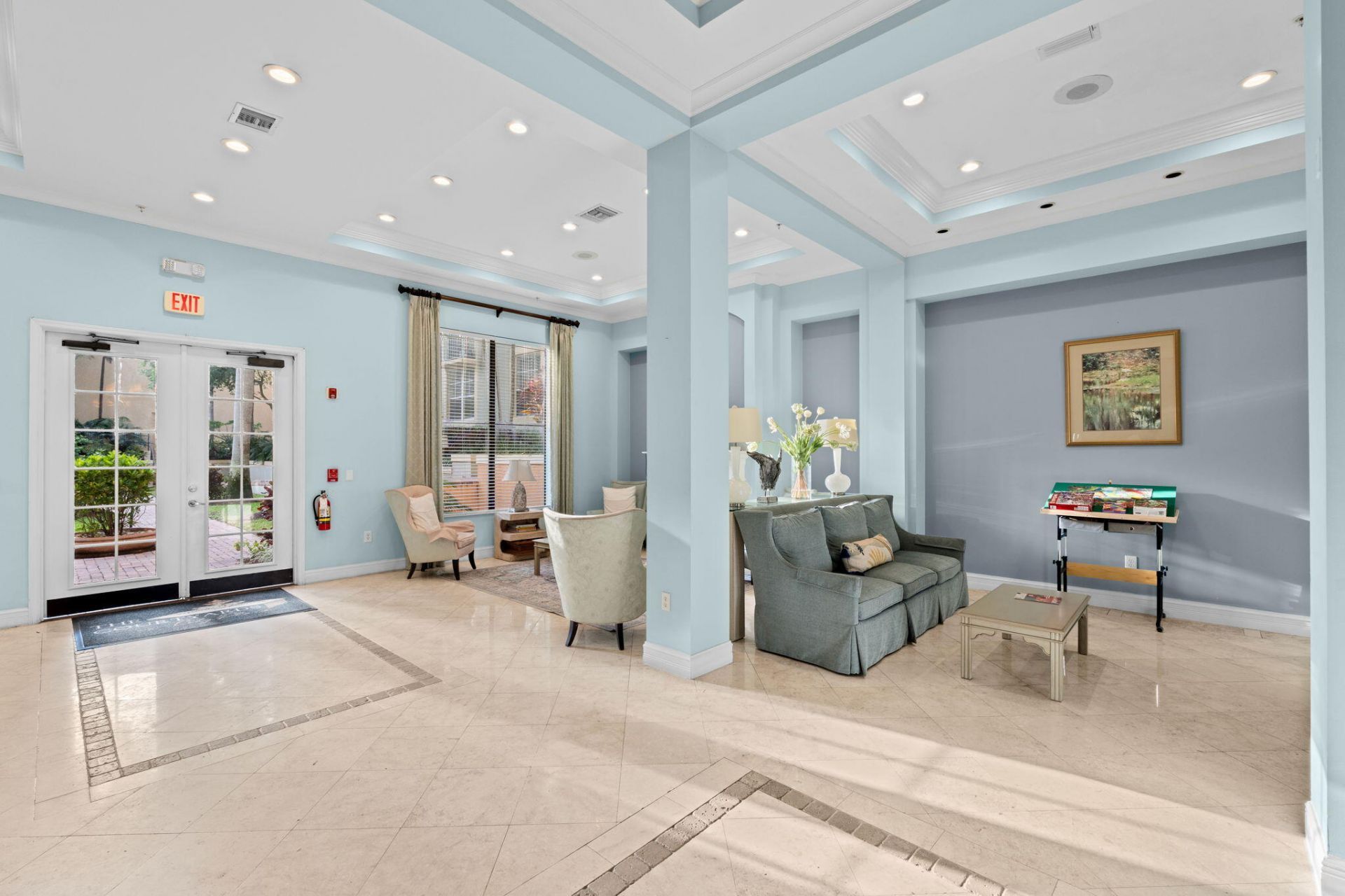 720 S Sapodilla Avenue, Unit 106, West Palm Beach, FL 33401 Photo