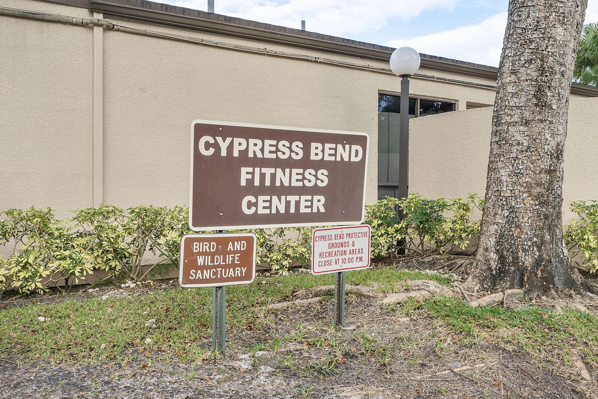 2236 N Cypress Bend Drive, Pompano Beach, FL 33069 Photo