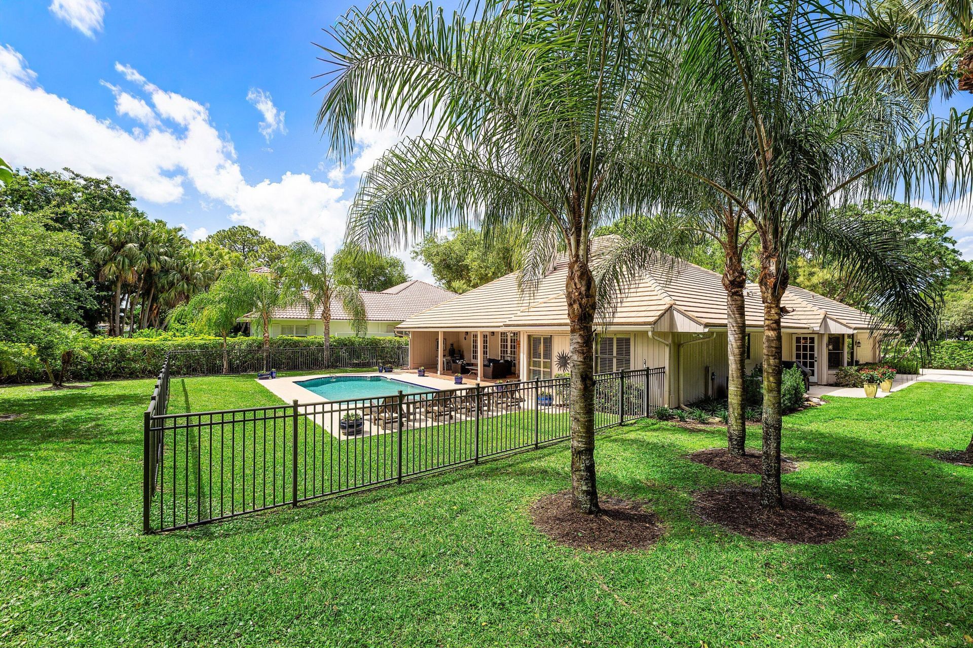 6 Tarrington Circle, Palm Beach Gardens, FL 33418 Photo