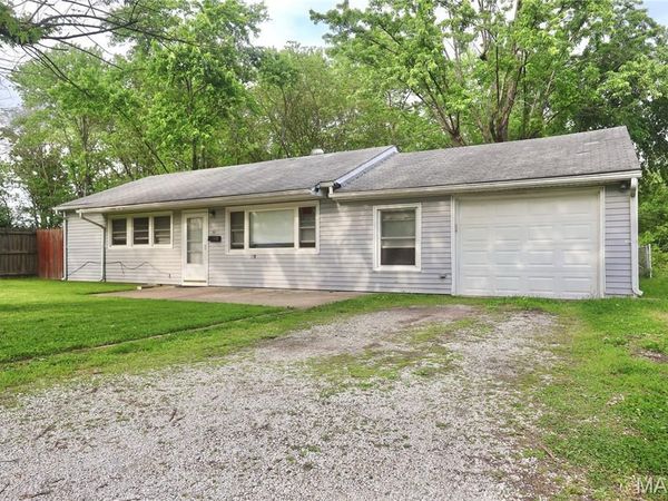 58 Delores Drive , Cahokia, IL 62206