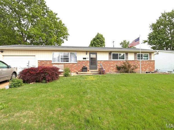 1370 Harkee Drive , Florissant, MO 63031