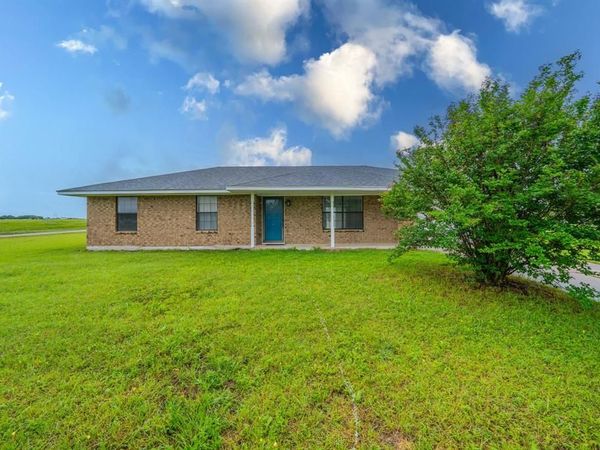 516 Venice Drive , Italy, TX 76651