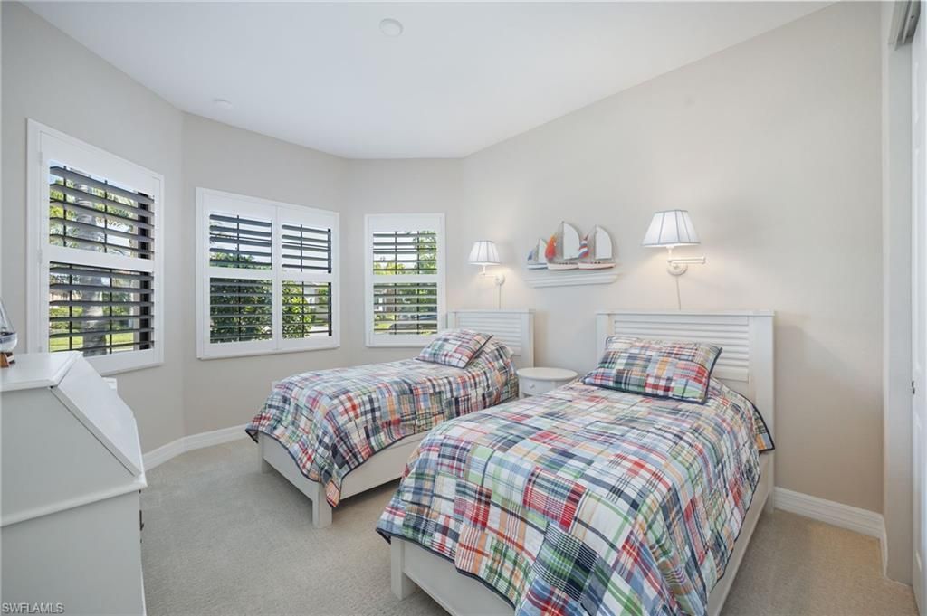 13736 Luna Dr, Naples, FL 34109 Photo
