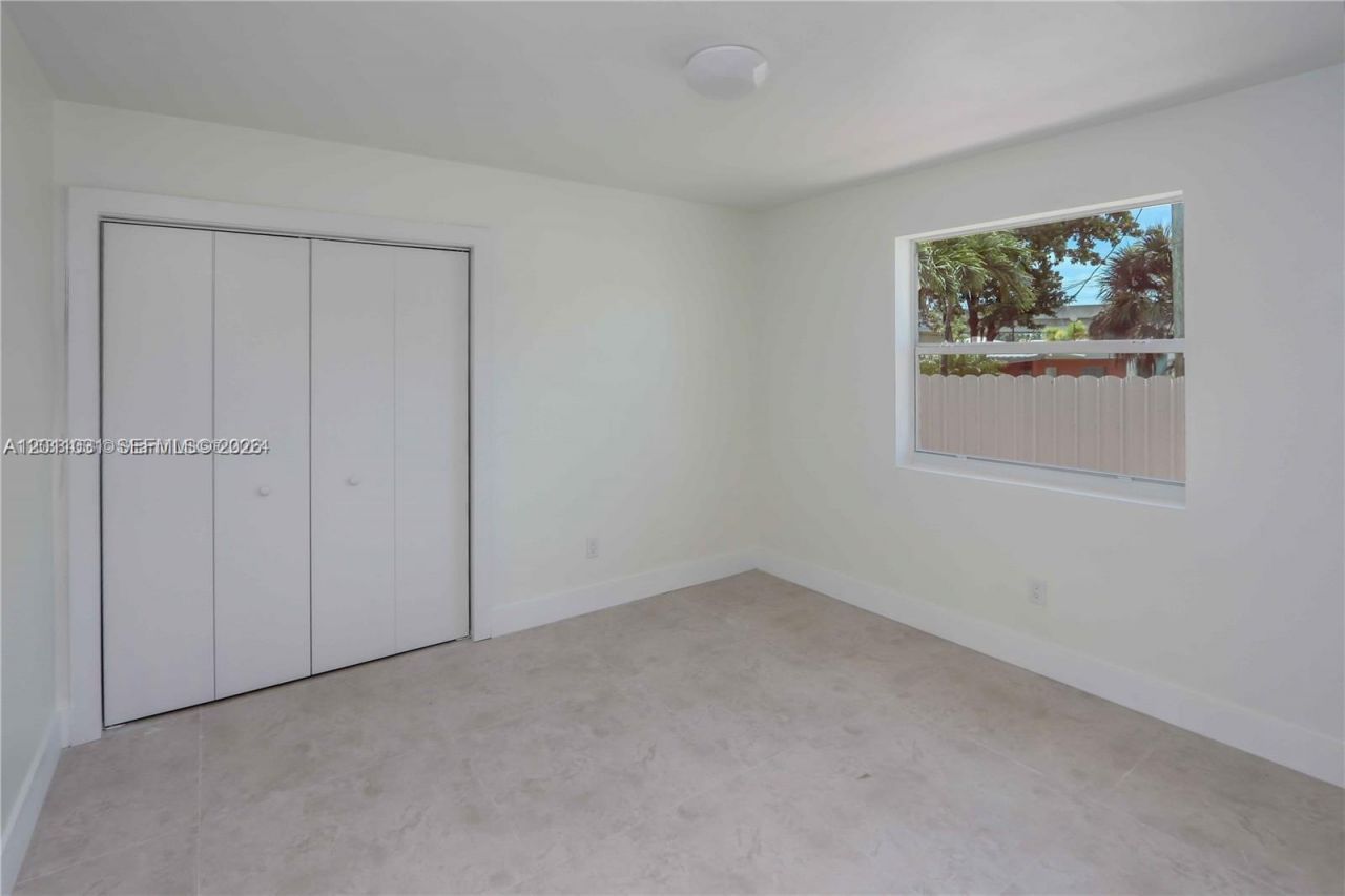 2943 SW 36th Ave , Unit A, Miami, FL 33133 Photo