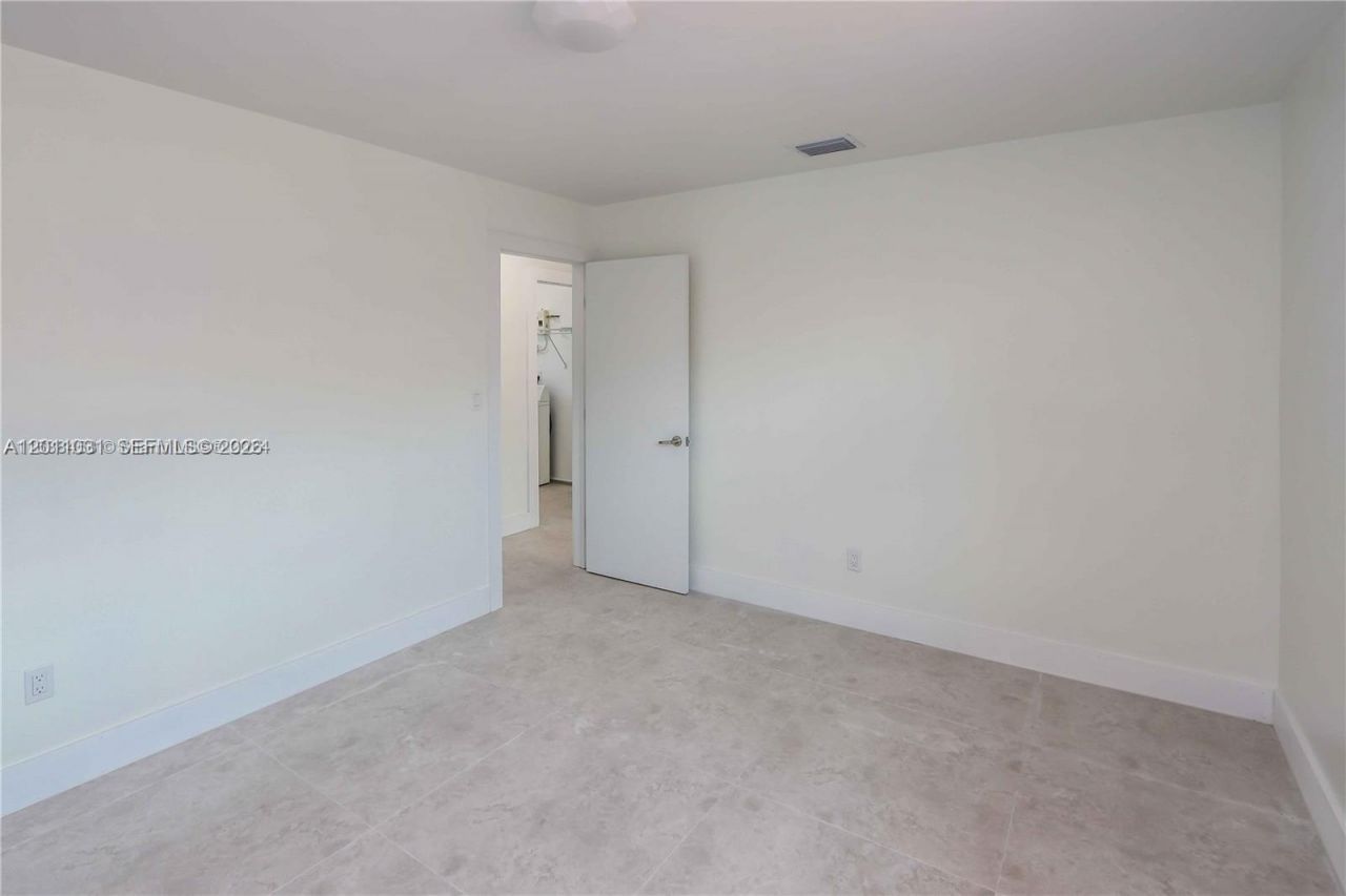2943 SW 36th Ave , Unit A, Miami, FL 33133 Photo