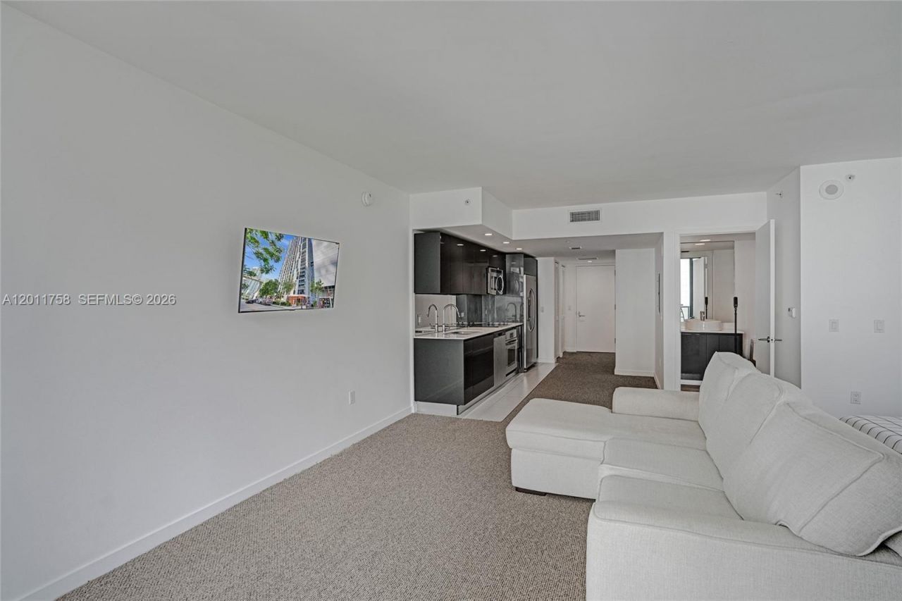 31 SE 6th St , Unit 805, Miami, FL 33131 Photo
