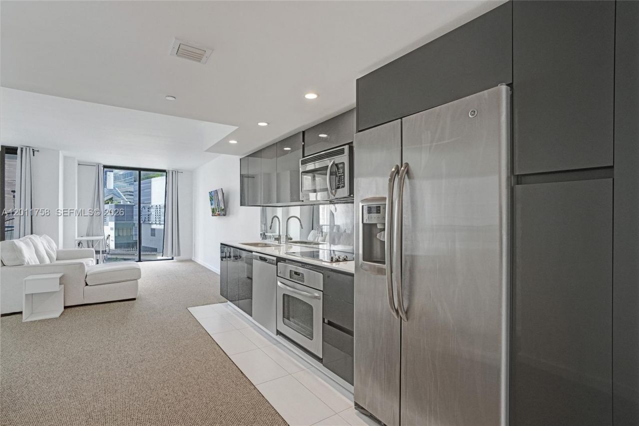 31 SE 6th St , Unit 805, Miami, FL 33131 Photo