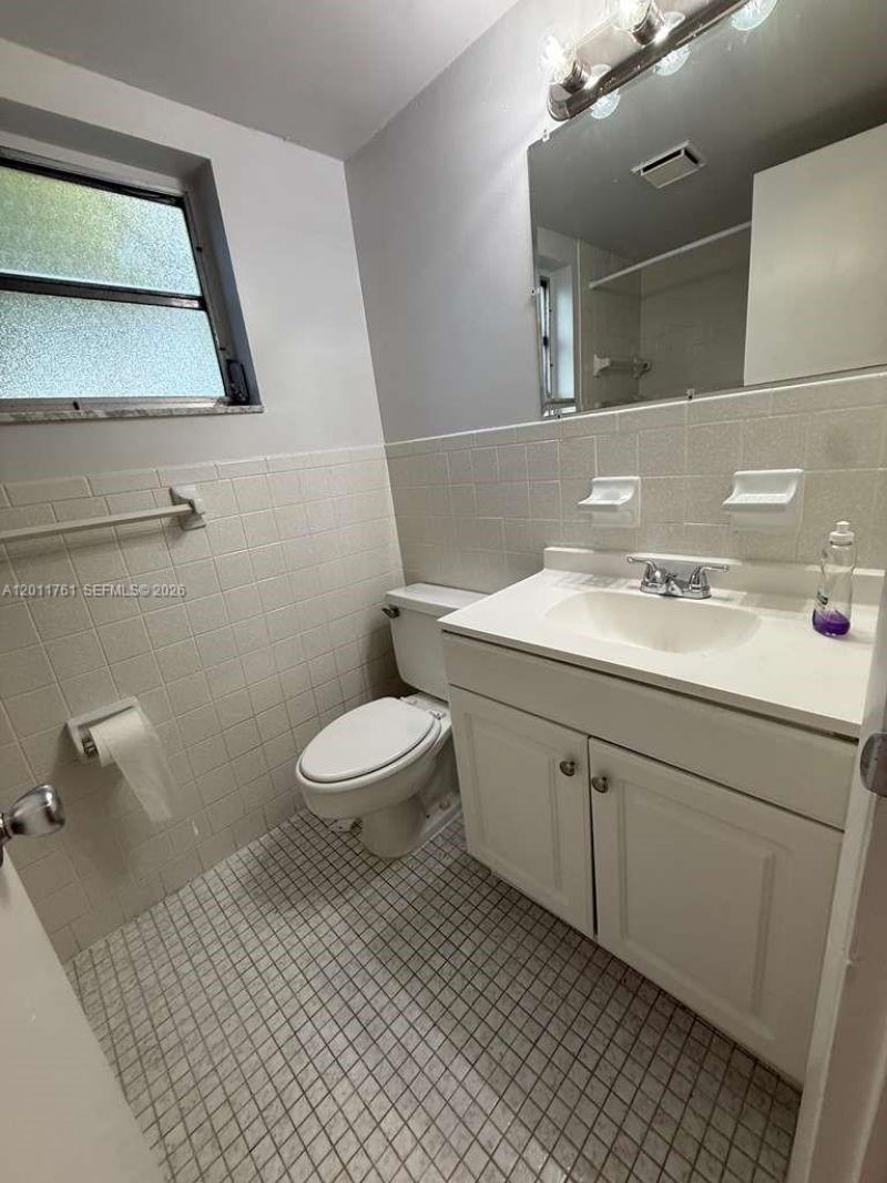 606 S C St , Unit 103, Lake Worth, FL 33460 Photo