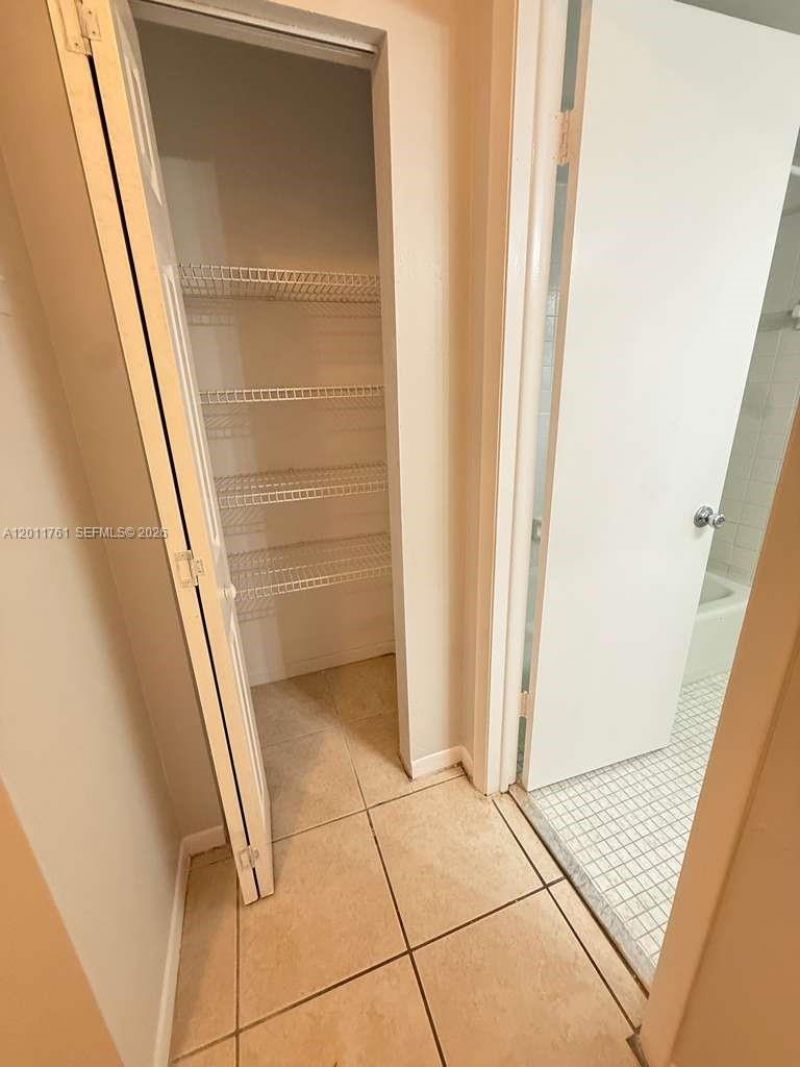 606 S C St , Unit 103, Lake Worth, FL 33460 Photo