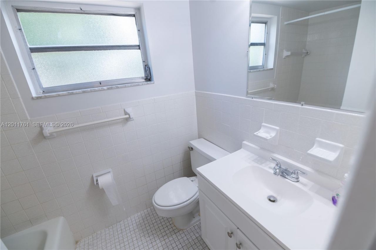 606 S C St , Unit 103, Lake Worth, FL 33460 Photo