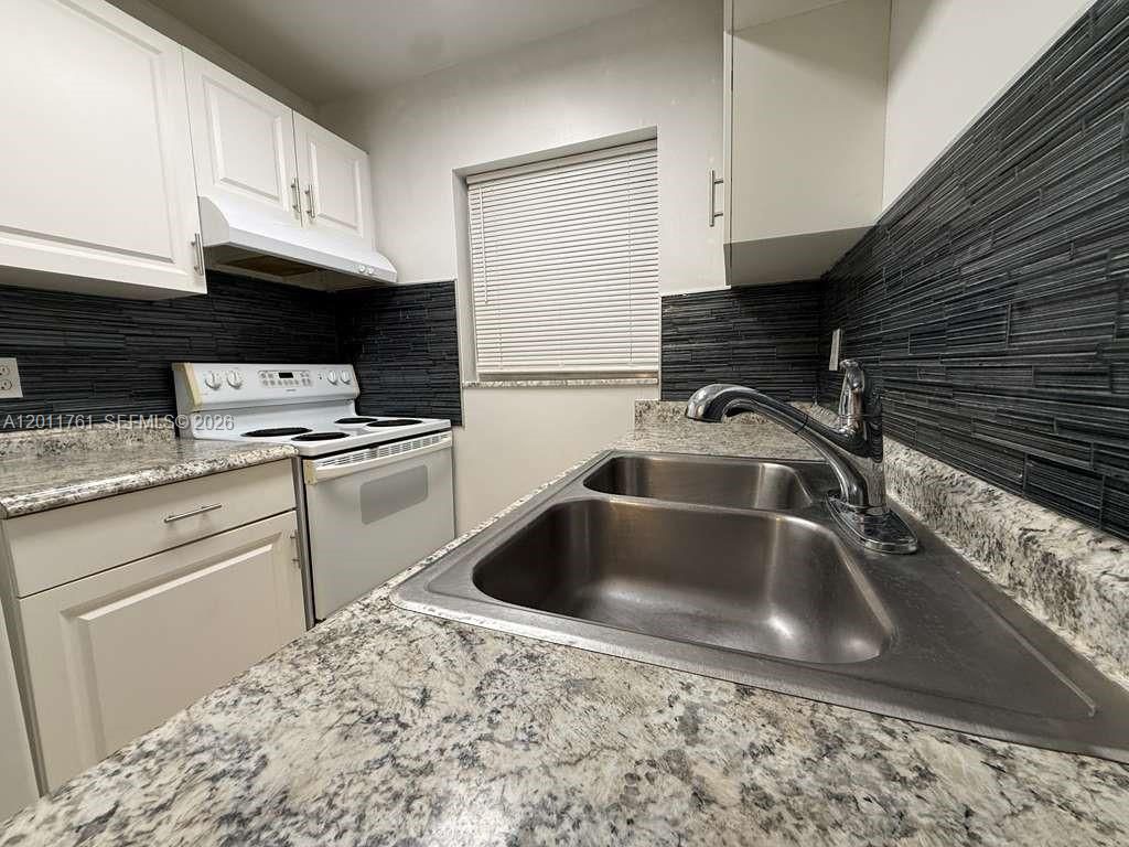 606 S C St , Unit 103, Lake Worth, FL 33460 Photo