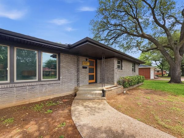2137 Lenamon Street, Waco, TX 76710