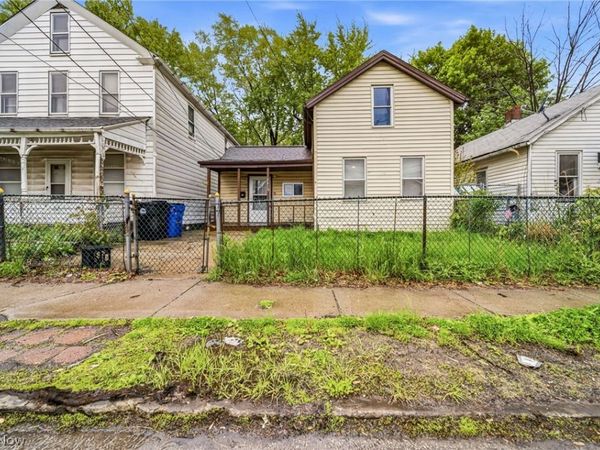 7610 Spafford Road , Cleveland, OH 44105