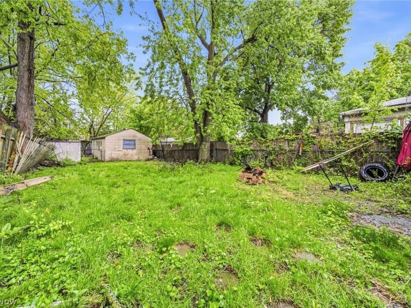 7610 Spafford Road, Cleveland, OH 44105 Photo 30
