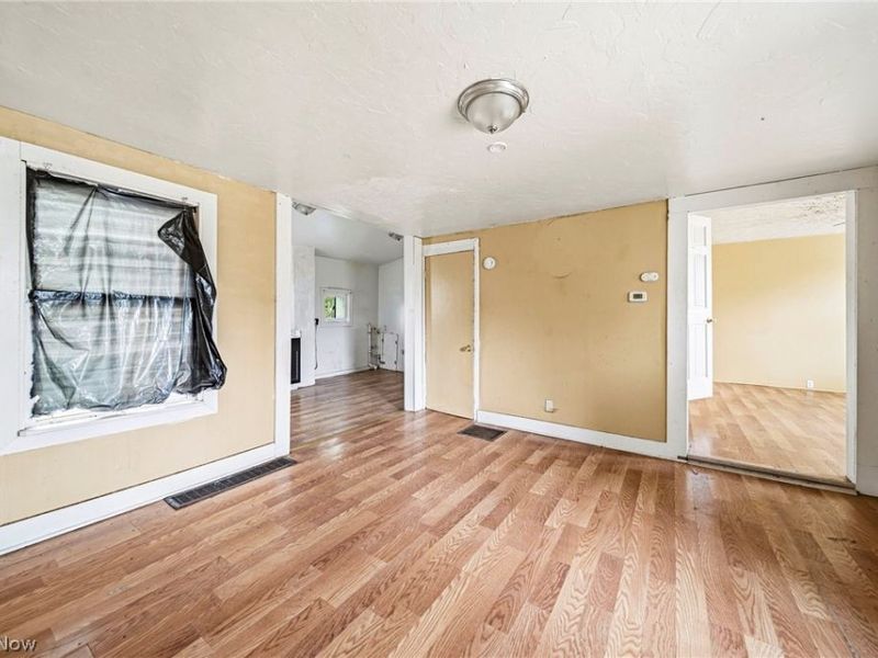 7610 Spafford Road, Cleveland, OH 44105 Photo 6