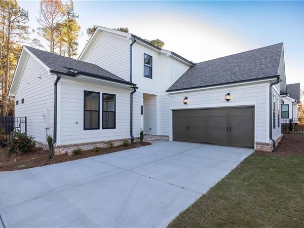 581 Pearl Street, Cumming, GA 30040