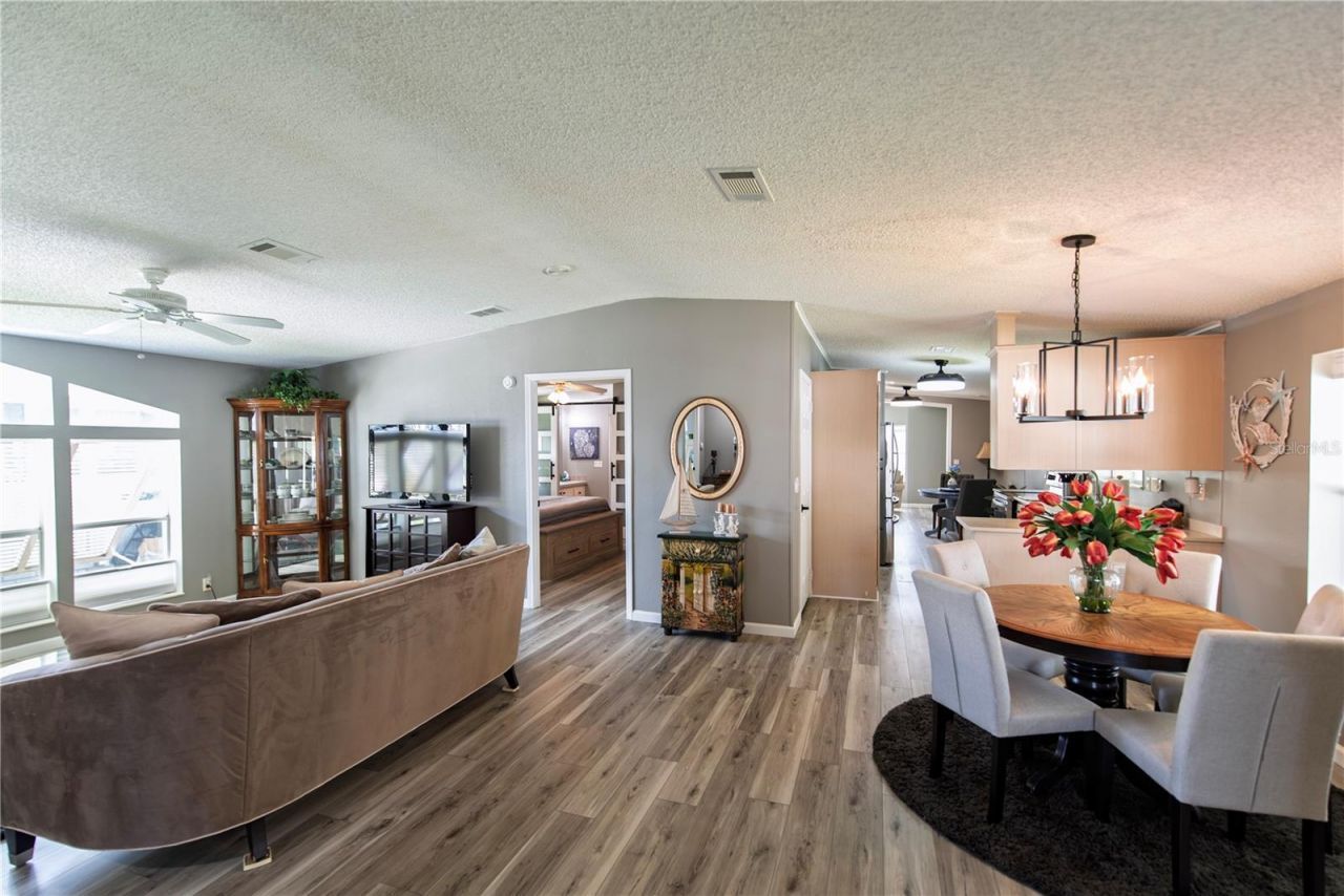 44 Windmill Boulevard, Punta Gorda, FL 33950 Photo