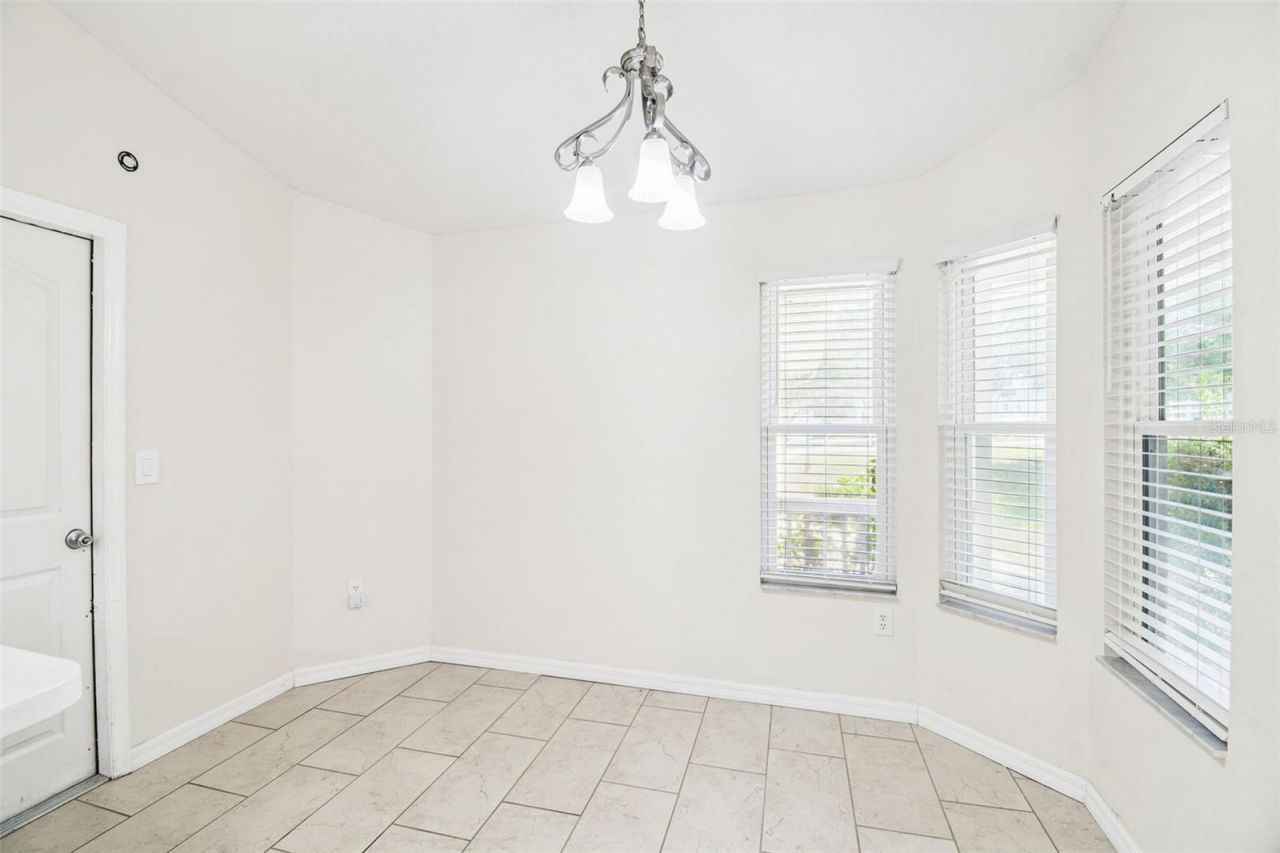 7021 Oregon Chickadee Road, Weeki Wachee, FL 34613 Photo