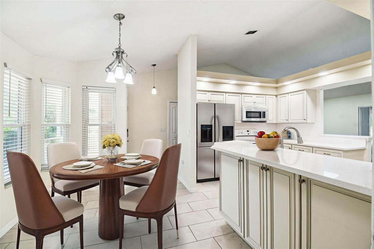 7021 Oregon Chickadee Road, Weeki Wachee, FL 34613 Photo