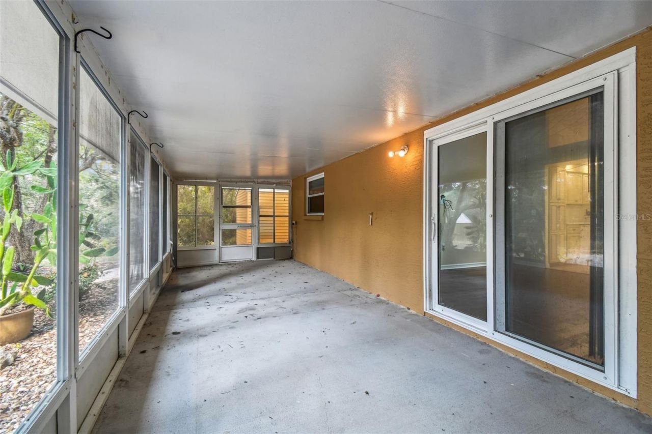 7021 Oregon Chickadee Road, Weeki Wachee, FL 34613 Photo