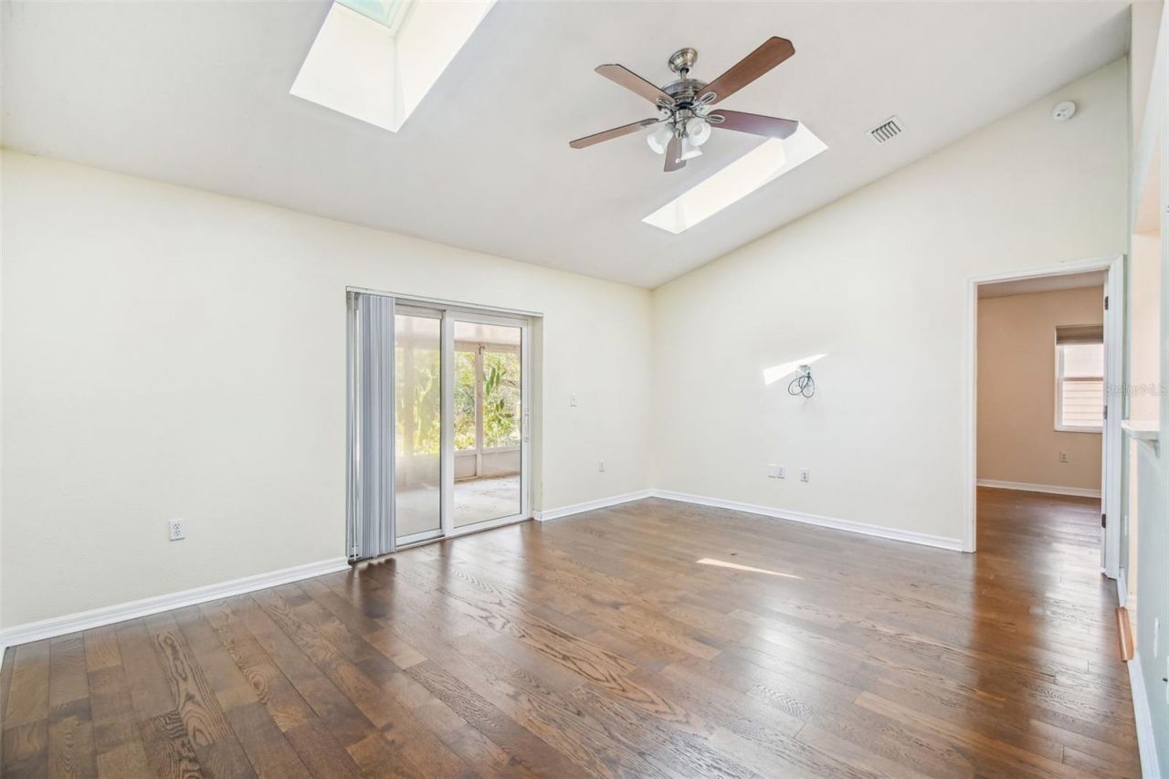 7021 Oregon Chickadee Road, Weeki Wachee, FL 34613 Photo