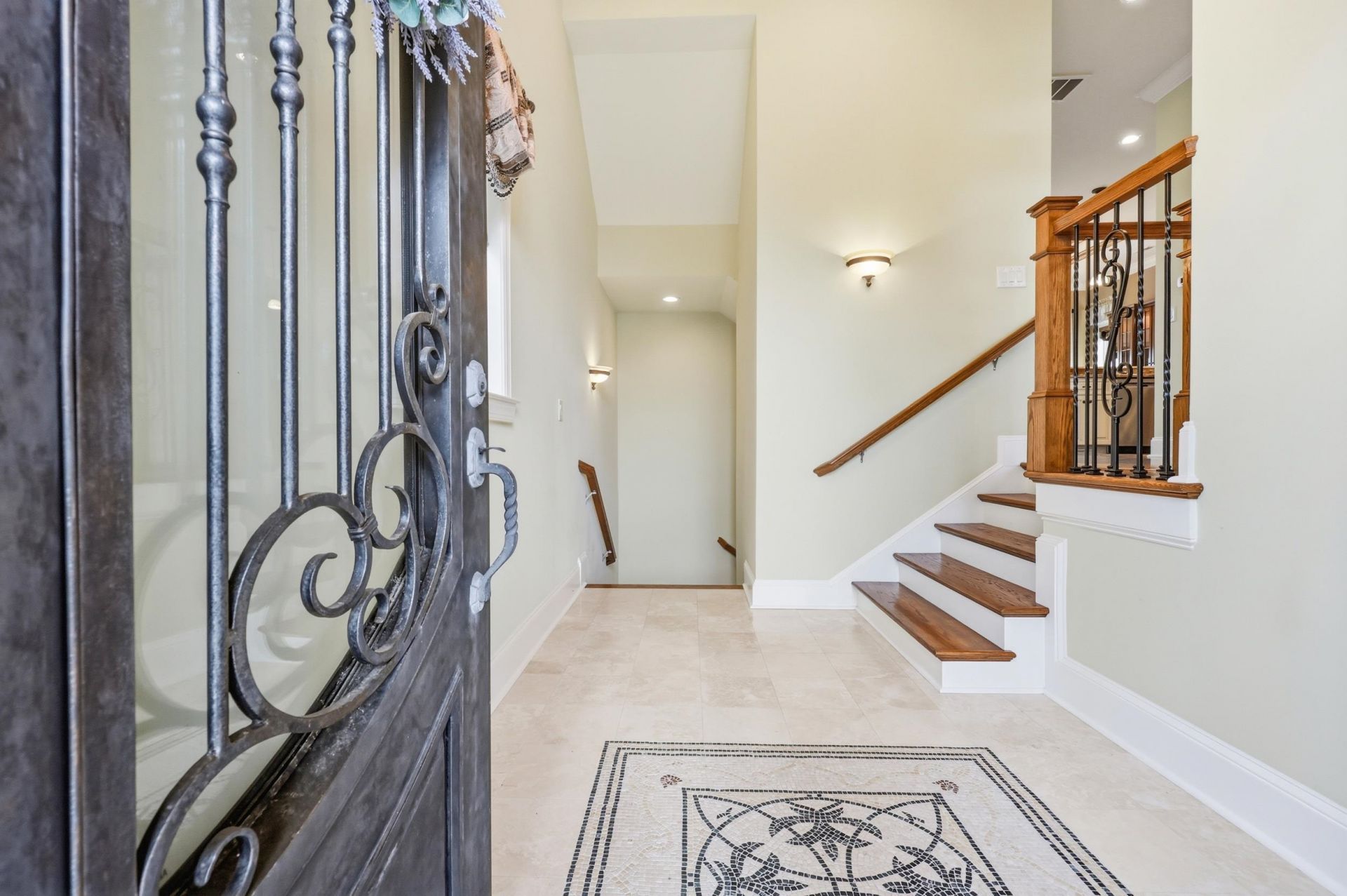 336 W Palms Dr.  Photo 4