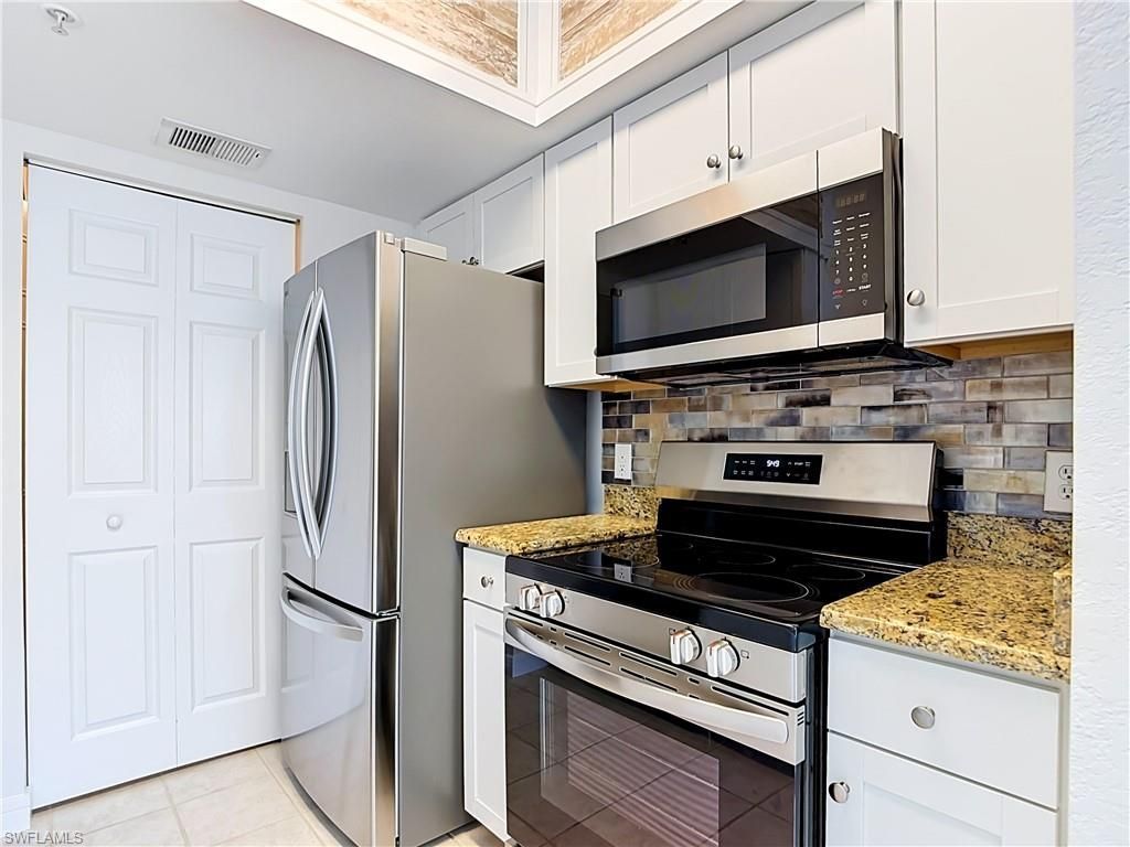 15625 Ocean Walk Cir, Unit 206, Fort Myers, FL 33908 Photo