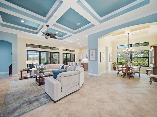 8816 Savona CT, NAPLES, FL 34119