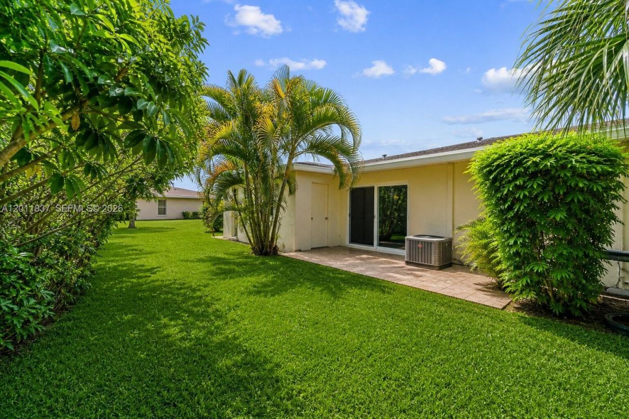 8887 Bella Vista Dr, Unit 8887, Boca Raton, FL 33433 Photo